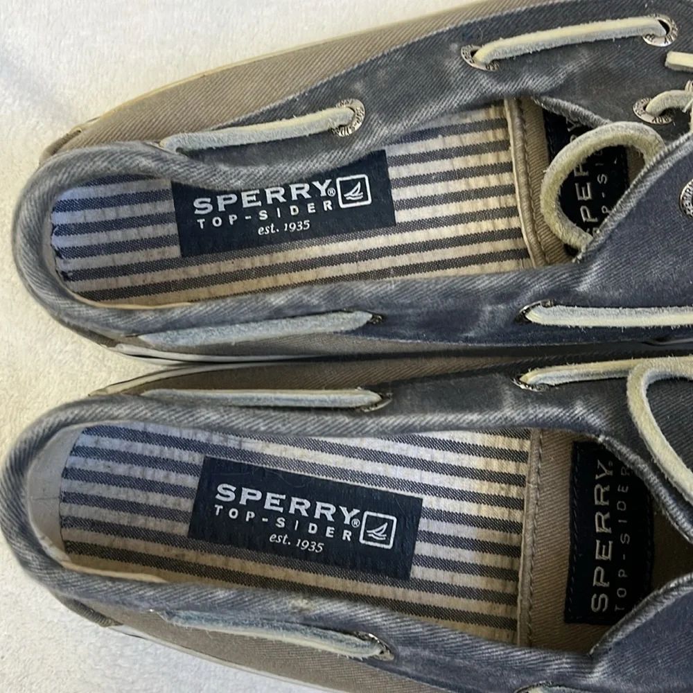 Sperry Men’s Canvas Slip On Boat Shoes Size 8